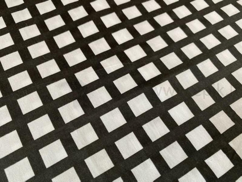 Satino medvilnės patalynės komplektas "Grid"